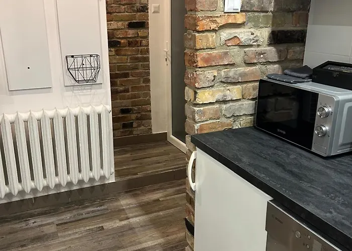 Cherry Street Apartment